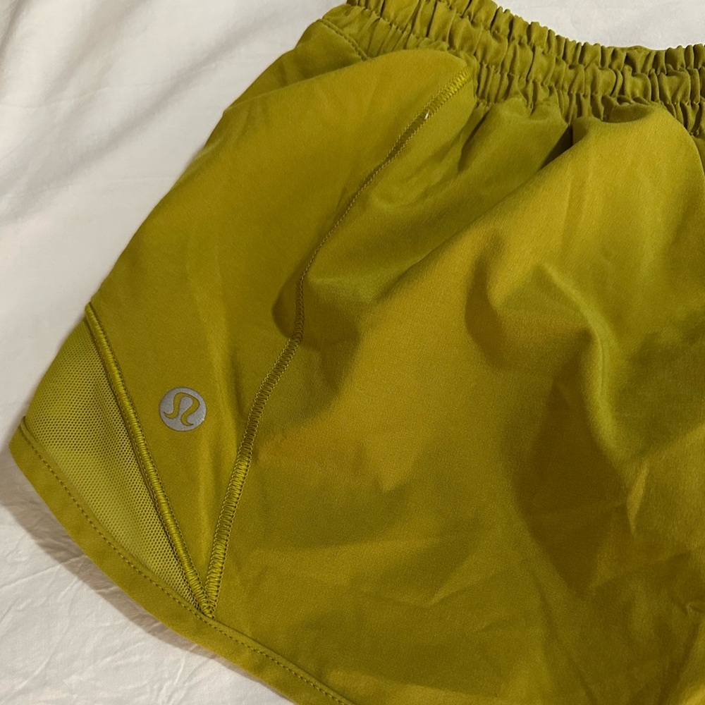 Hotty Low Rise Shorts - Picture 4 of 5